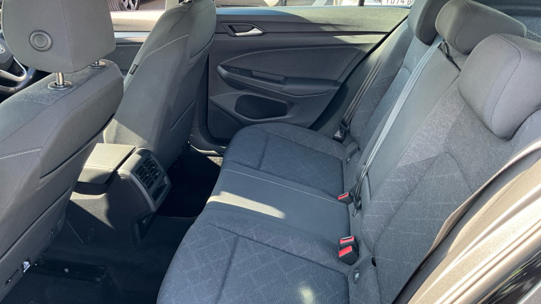 Volkswagen Golf 2.0 TDI Life 5dr DSG Diesel Hatchback